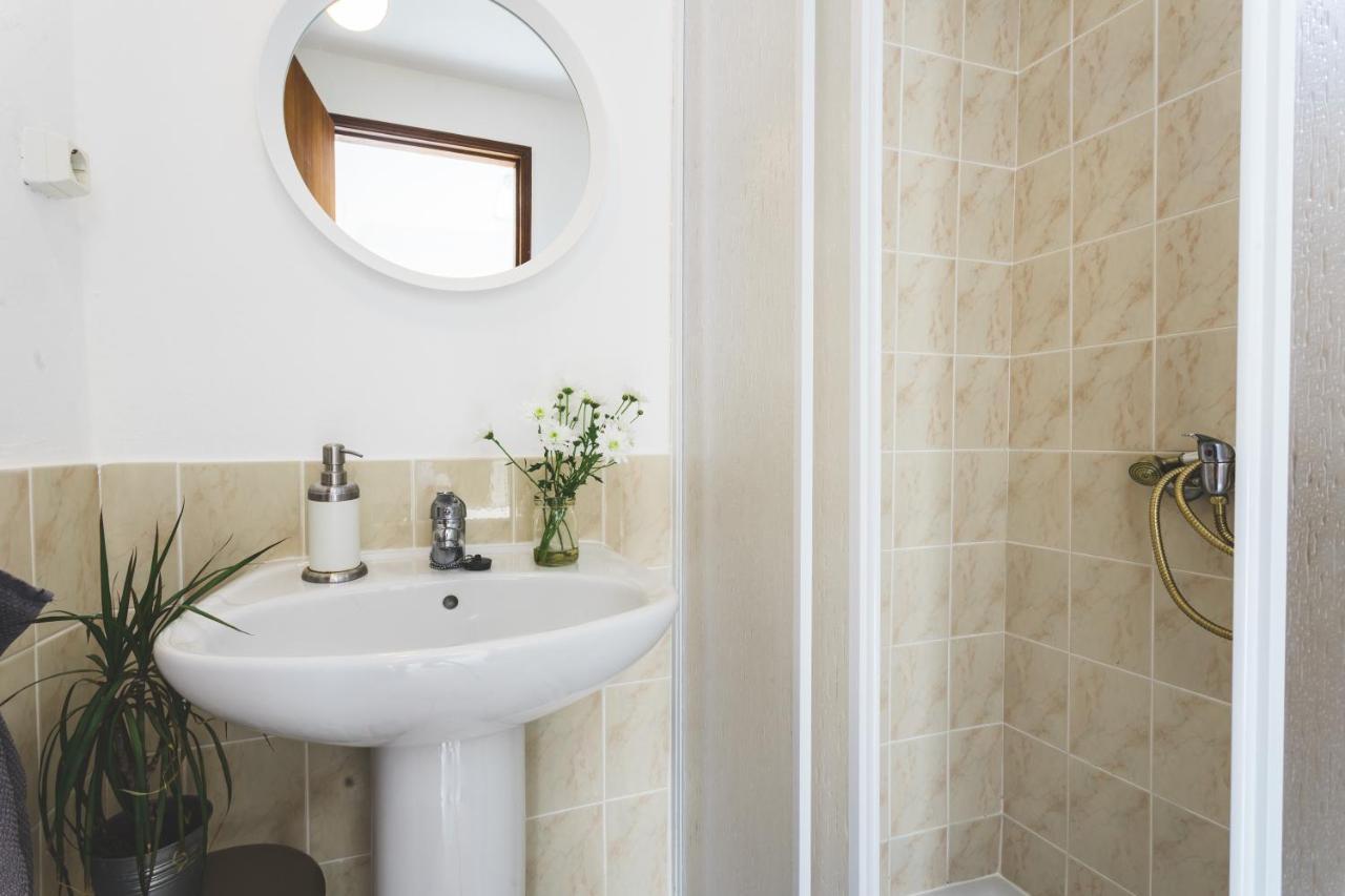 Soulsurfcamp Portugal Bed and Breakfast Peniche Εξωτερικό φωτογραφία